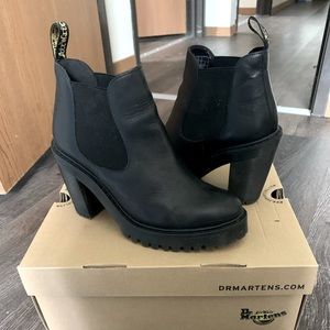 Dr. Martens Hurston Boot Size 8